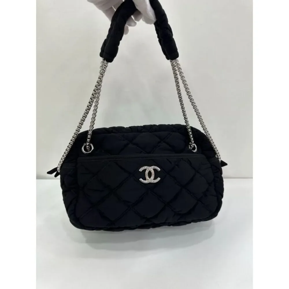 CHANEL brand color